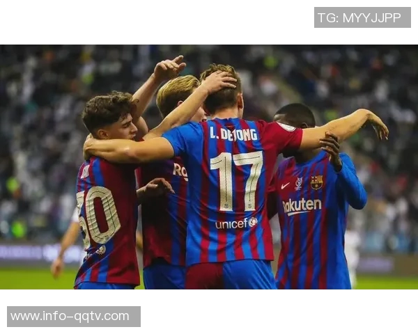 巴萨冬窗中卫引援目标分析奥塔门迪与德弗里成热门人选