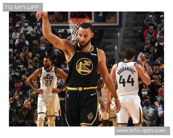 张佳玮分析卢教练全锋阵策略如何在勇士对决中逆转局势 张佳玮分析卢教练全锋阵策略如何在勇士对决中逆转局势